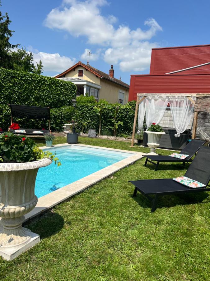 L'Escale Chambres Et Table D'Hotes Verdun-sur-le-Doubs Kültér fotó